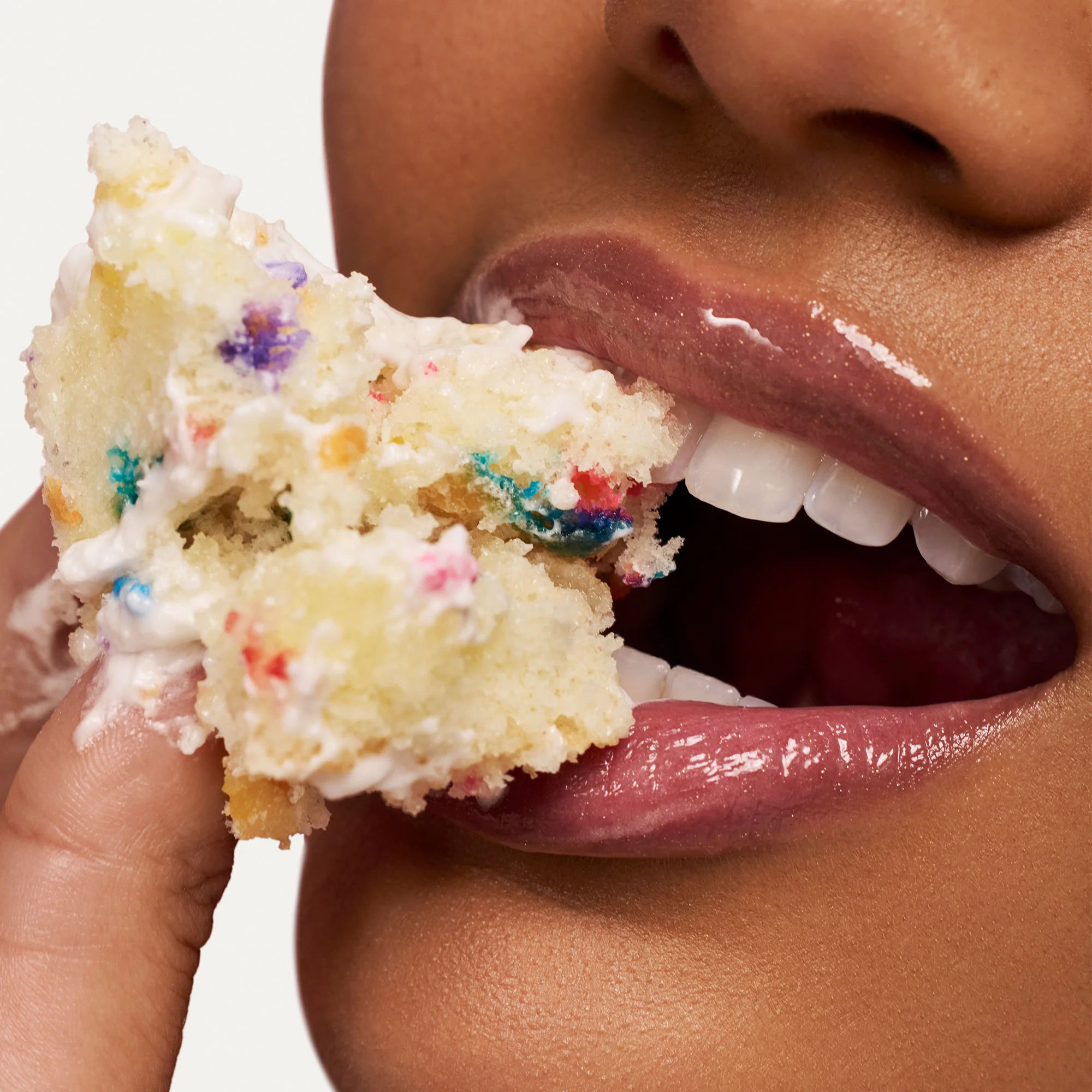 Lip Butter Balm Birthday Cake - Image 4